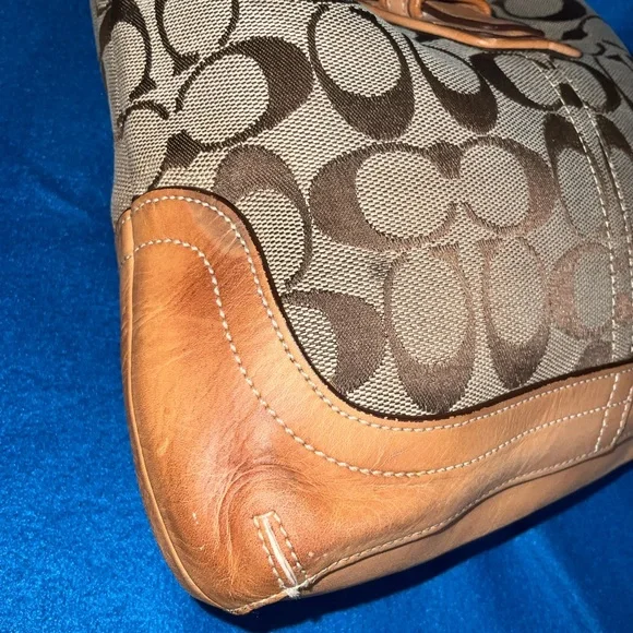 Coach Hampton Hobo Bag Y2K-era from 2004 - Picture 4 of 16